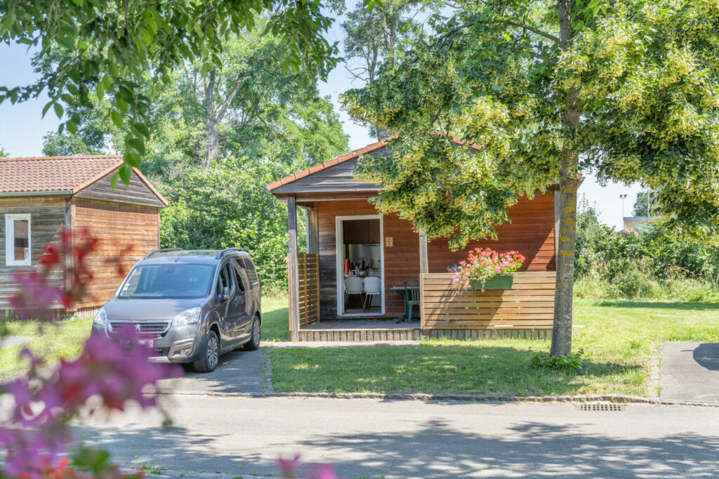 Chalet pour 4 personnes au camping Le Florival © Vincent Schneider